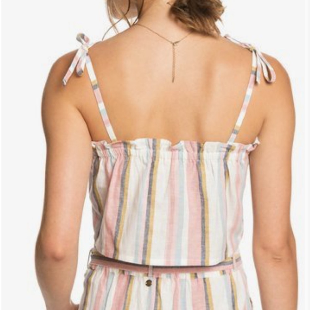 NWT!! Roxy Palm Life Top - Picture 2 of 5